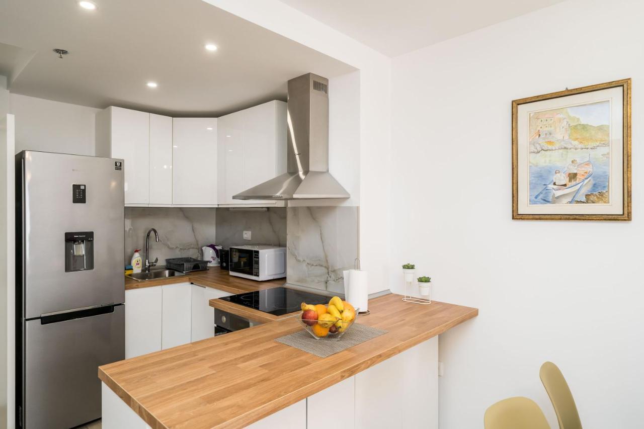 Apartment Nava - New And Spacious Gem - Free Parking Dubrovnik Eksteriør bilde